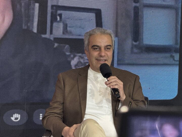 آریا جوان