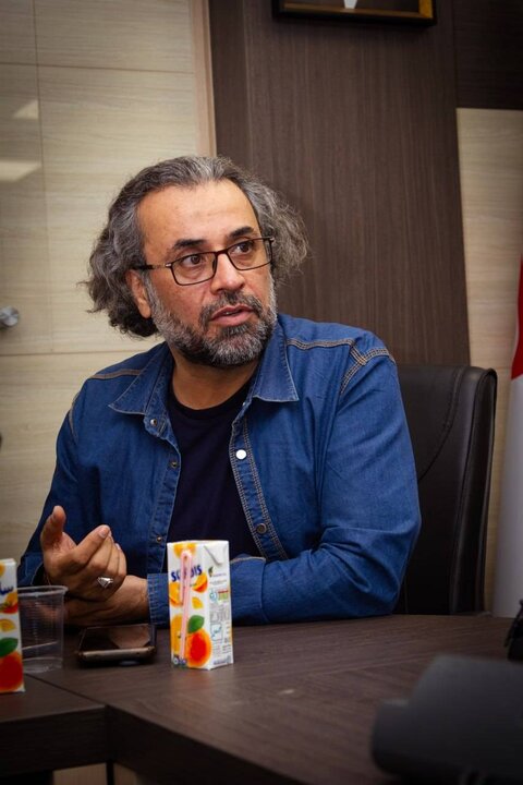 آریا جوان