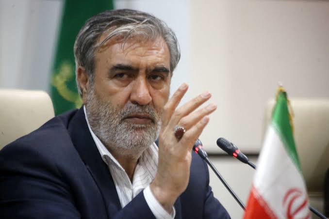 عزیزی: اگر ترامپ اقدامی علیه ایران انجام دهد منطقه دچار خسارت جبران‌ناپذیر می‌شود