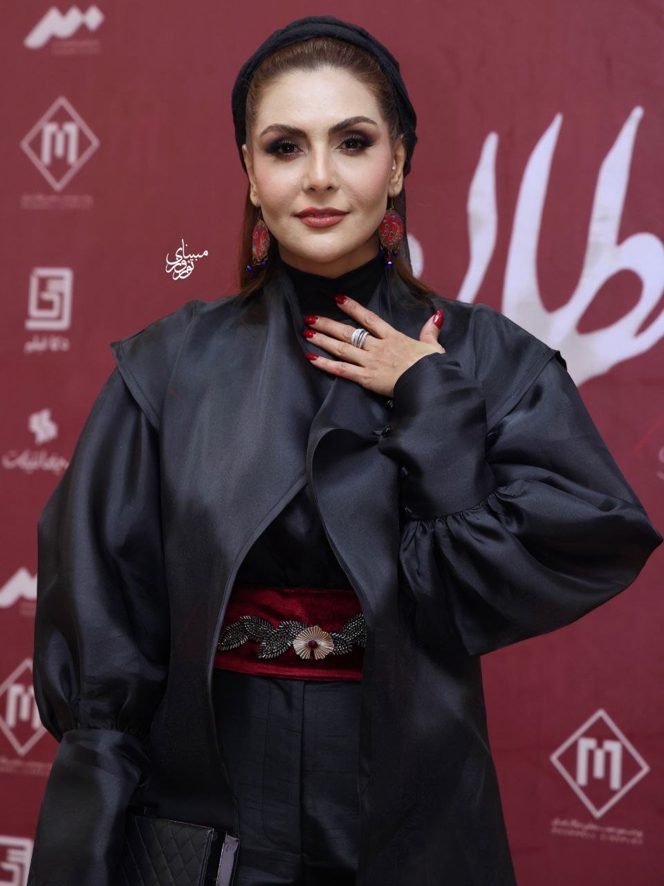 آریا جوان