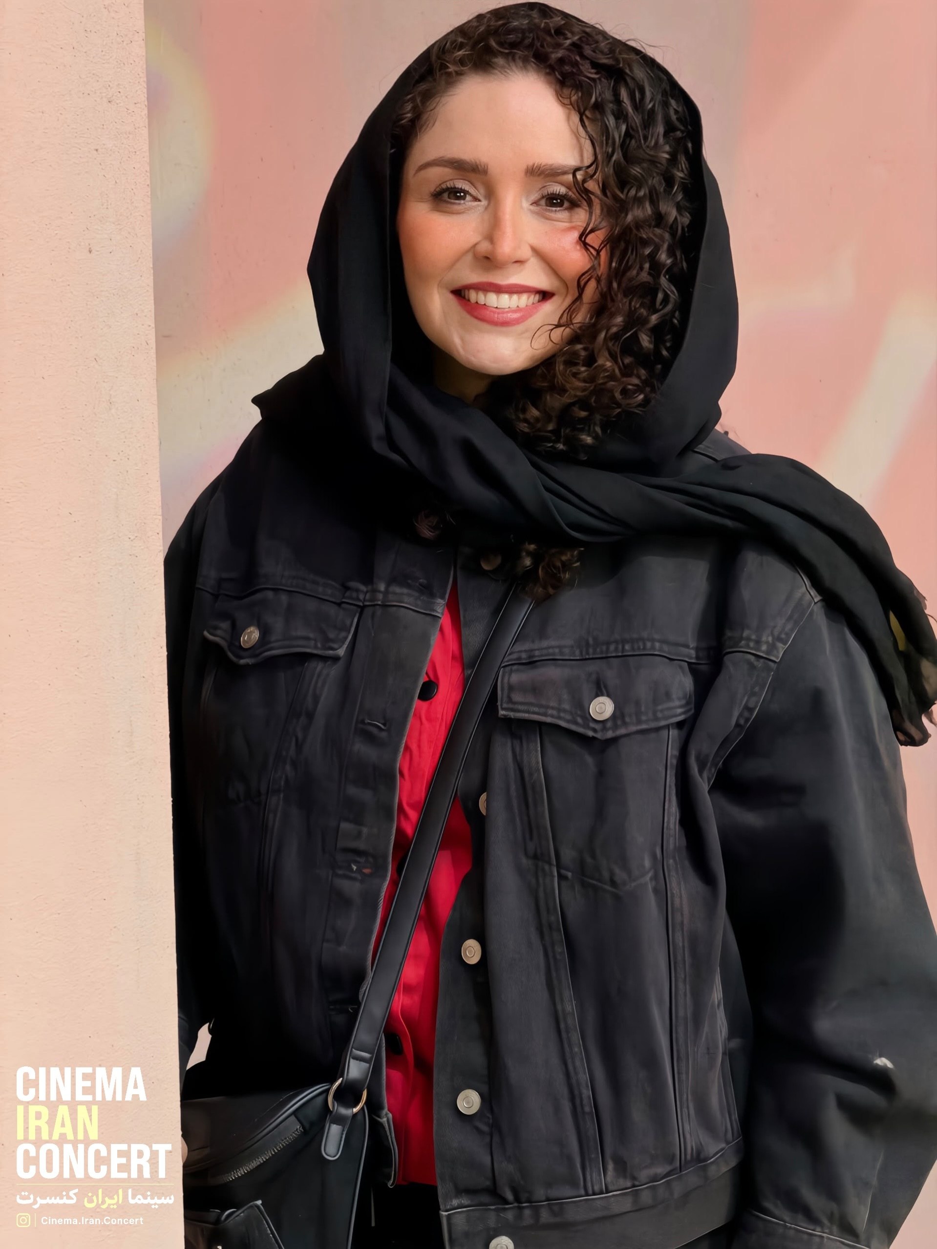 آریا جوان