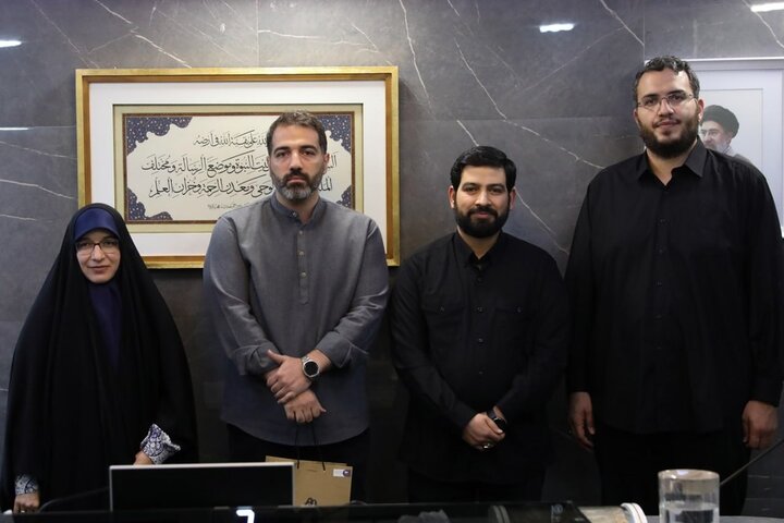 آریا جوان