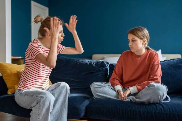 اولین نشانه ای که یک مادر باید بدونه برای اینکه فرزندش نوجوان شده یا نه؟