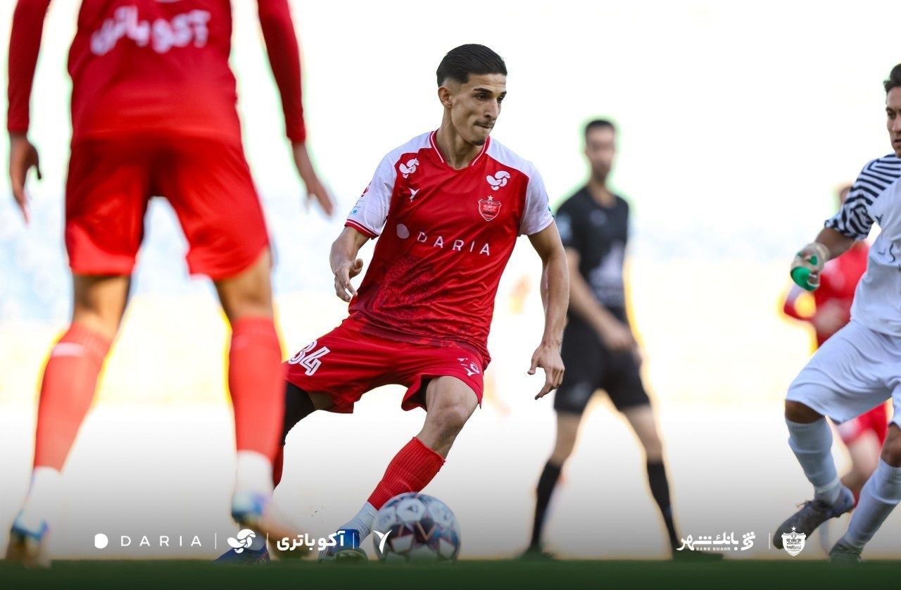 آریا جوان