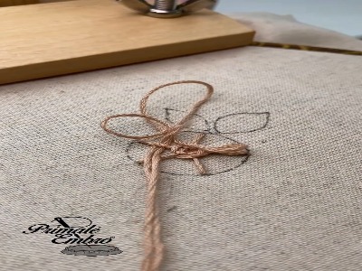 آموزش تکنیک گلدوزی روی لباس